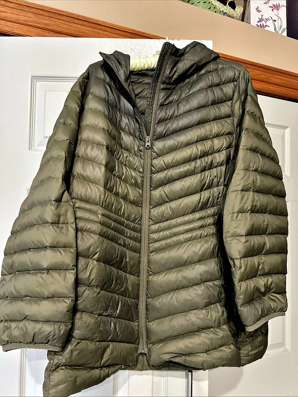 Lands' End Women Wanderweight Chevron Down Jacket Green 2X plus size hood